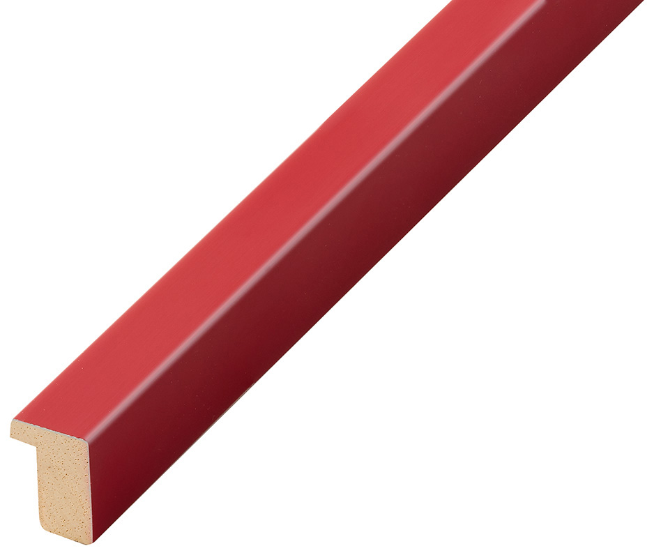 Mostră de colț al profilului 16ROSSO