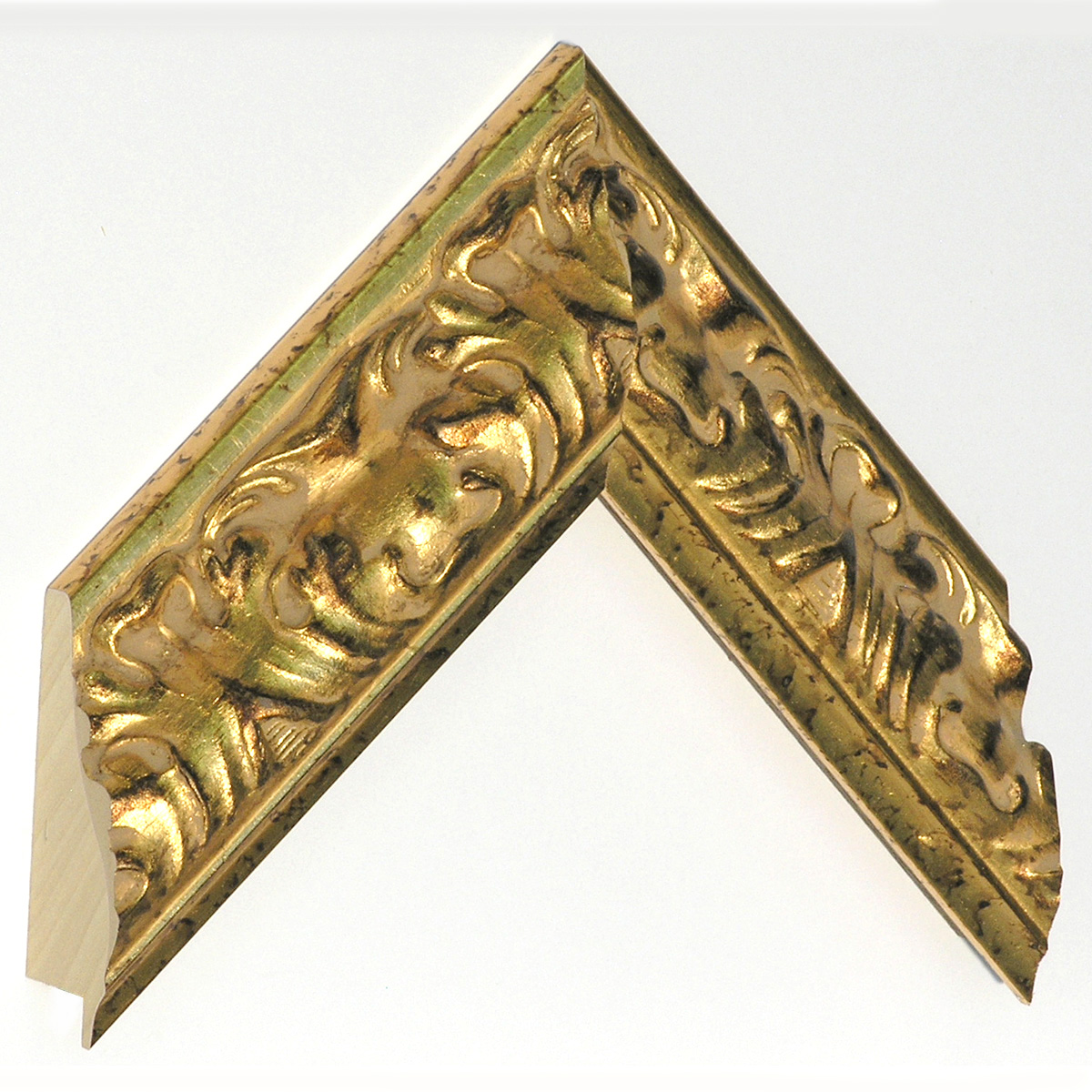 Profil ayous Lăț.55 mm Înălț.35 - auriu, decorațiuni în relief - Mostră